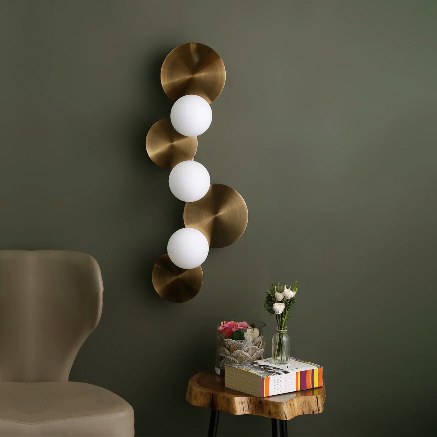 The Fatebound Flame, Foretelling Destinies