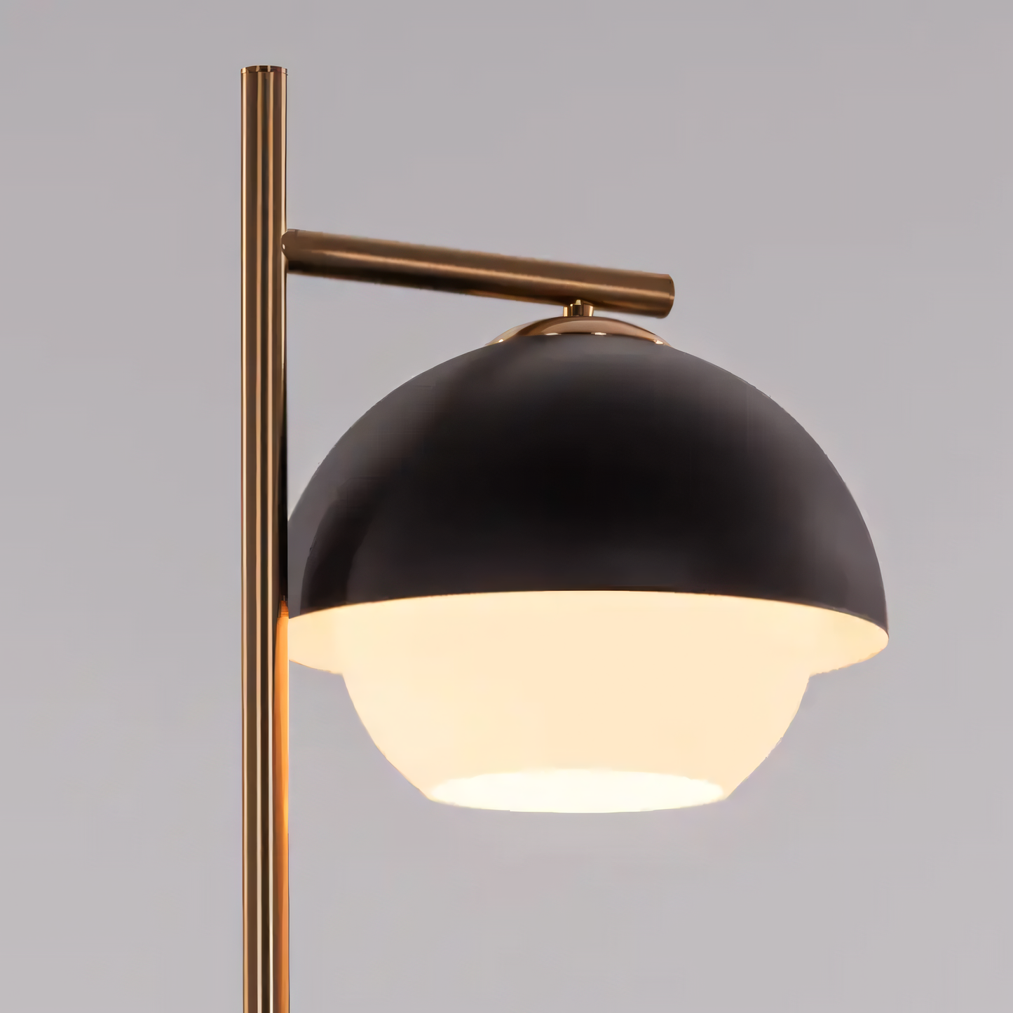 Versatile color temperature options on the Slightly Addicted lamp