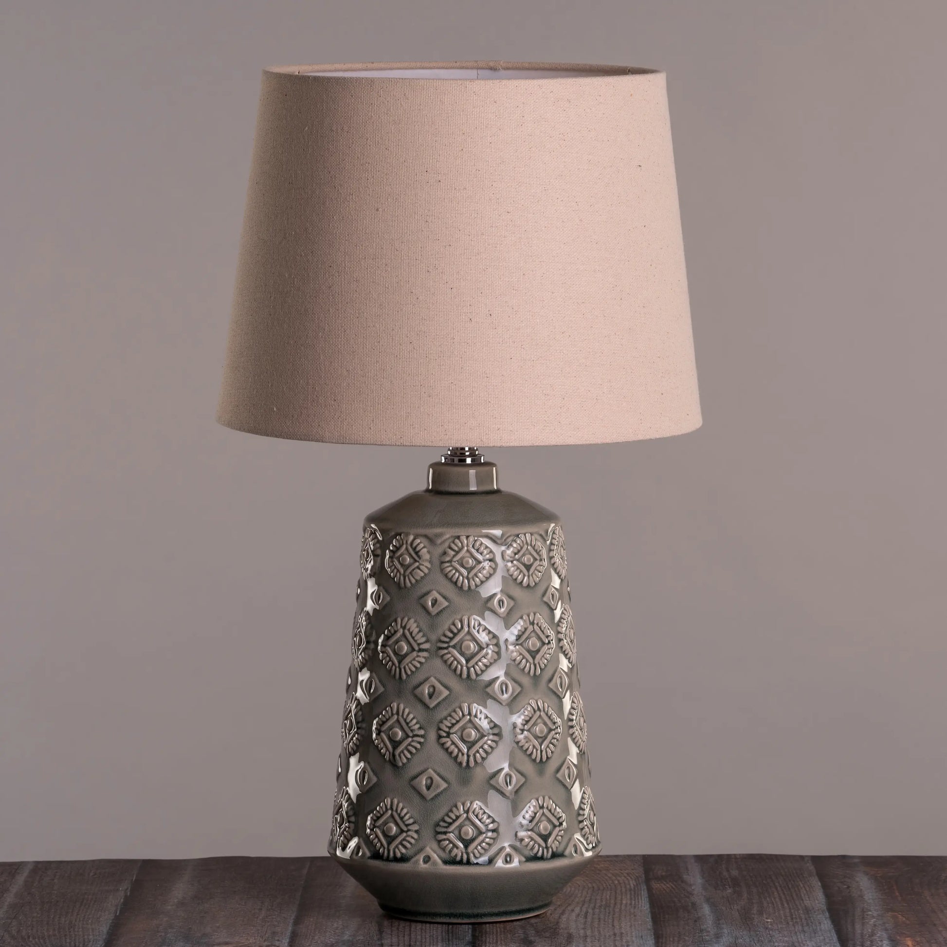 Coastal chic cream table lamp for living room