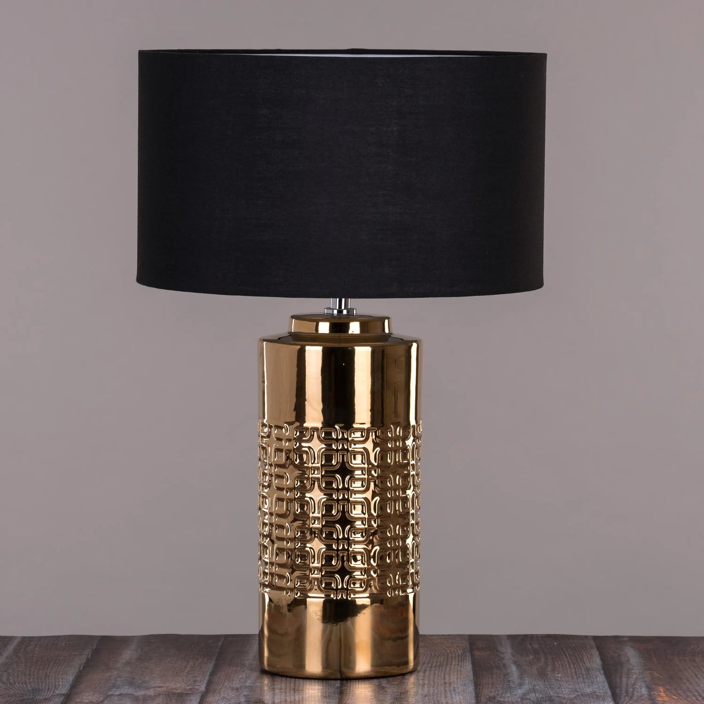 Mysterious and alluring presence for any room