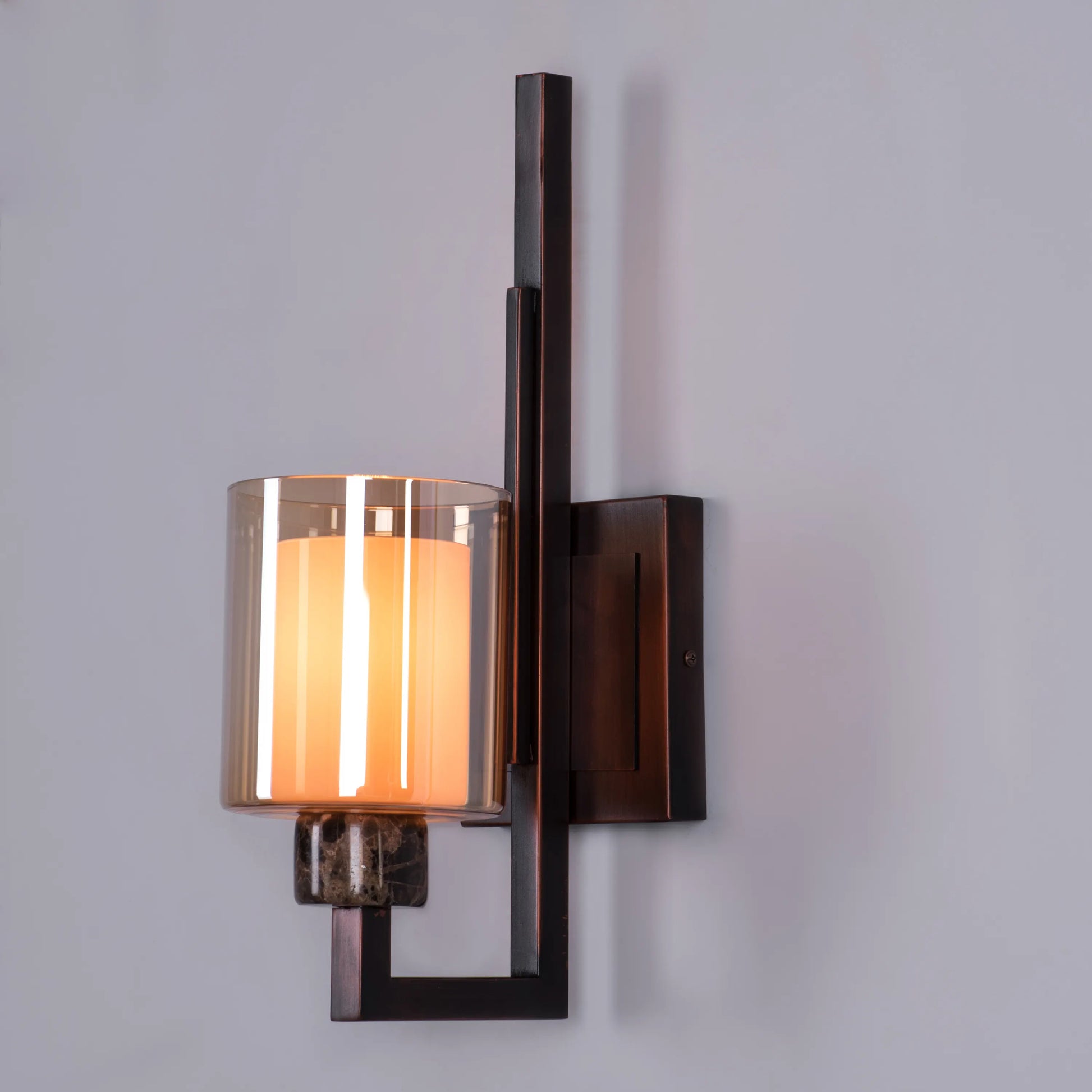 Fallen Angels Marble Wall Light – luxurious wall light with a marble finish, providing soft, ambient lighting to create a sophisticated atmosphere in any room.