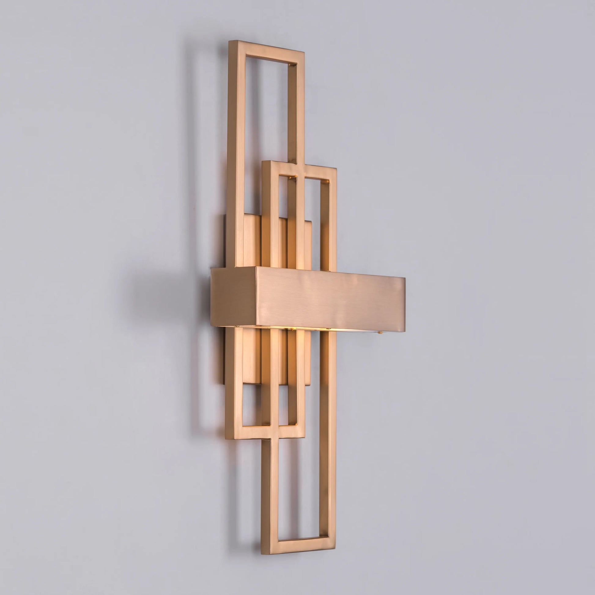 Never Gets Old Wall Light – luxury wall lighting fixture with classic design and timeless elegance for refined home decor