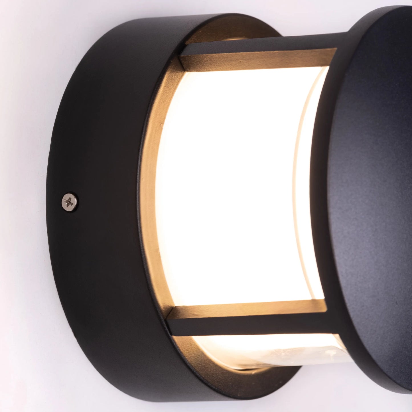 Maize Indoor/ Outdoor Wall Light (IP65 Rated)