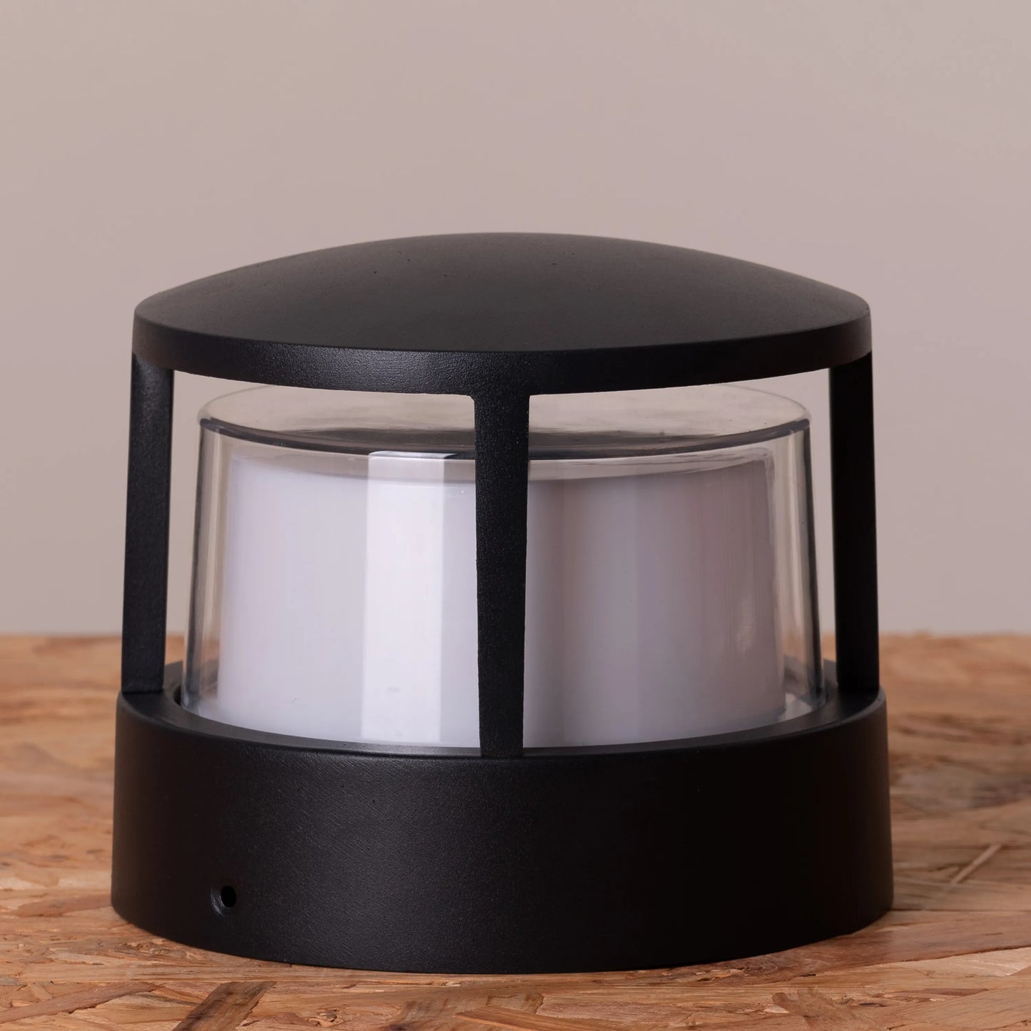 Maize Indoor/ Outdoor Wall Light (IP65 Rated)