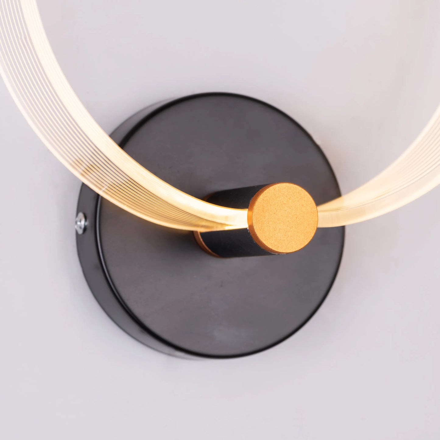 Meet & Greet Wall Light