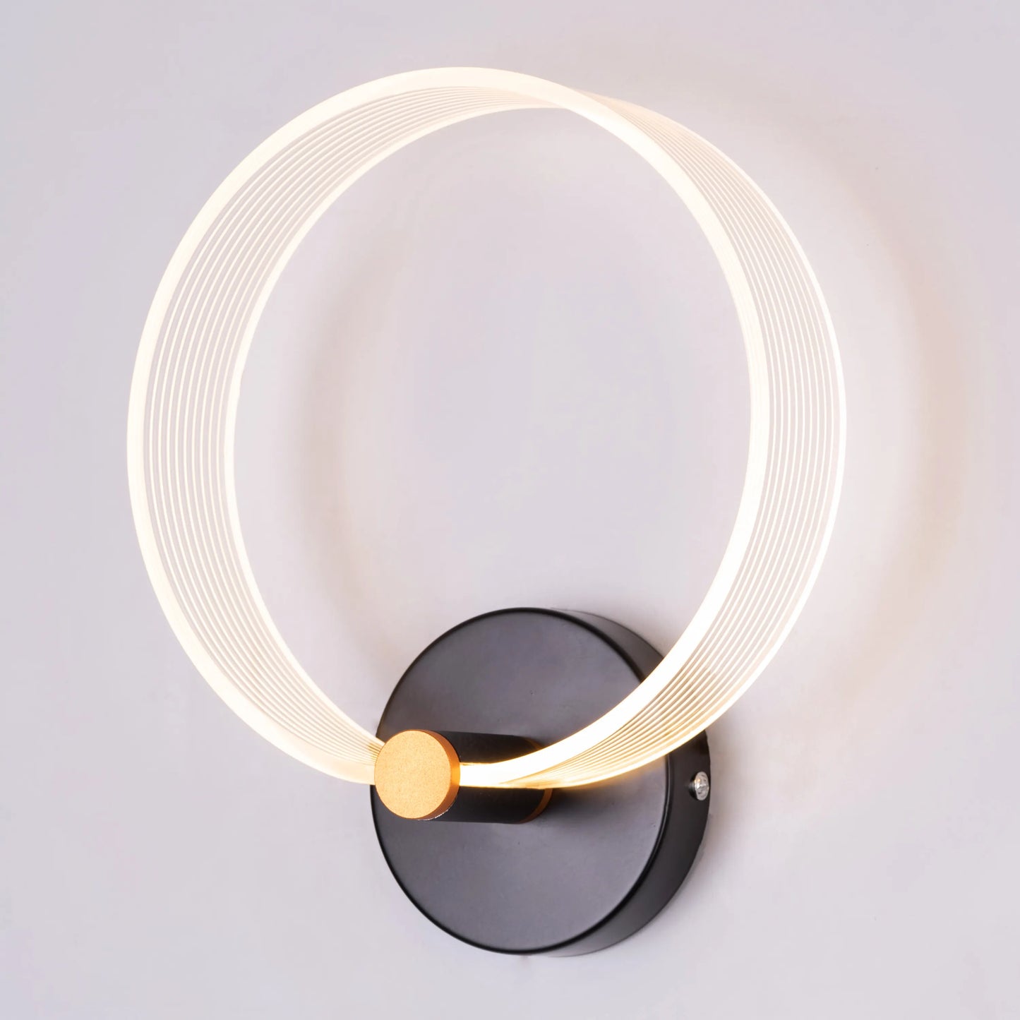 Meet & Greet Wall Light – elegant and luxury wall lighting fixture with a warm, welcoming glow for sophisticated interiors