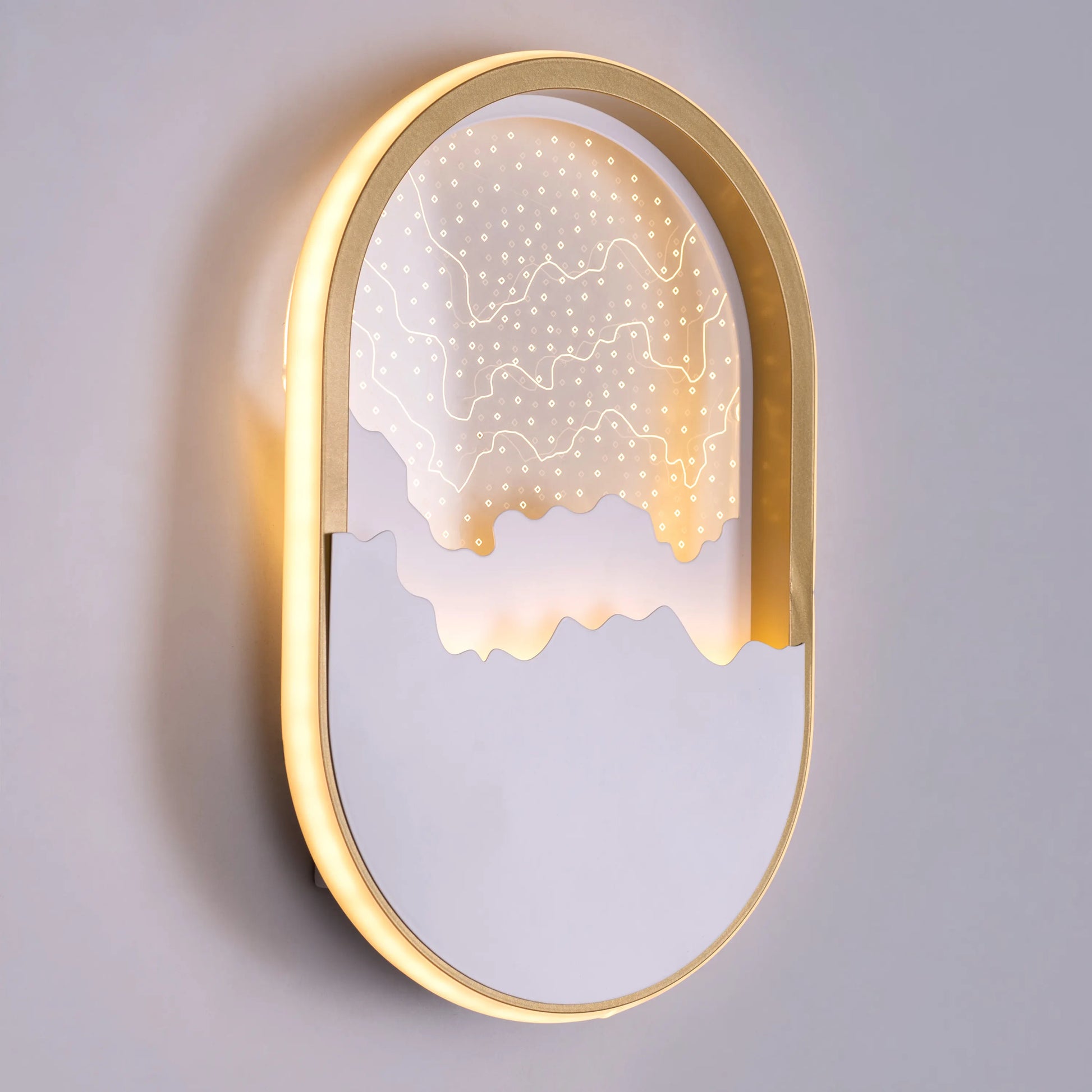 Landscape Mode Wall Light - Serene and tranquil wall lighting fixture featuring a horizontal, rectangular glass diffuser that emits a warm, diffused glow, accentuated by a sleek metal housing.