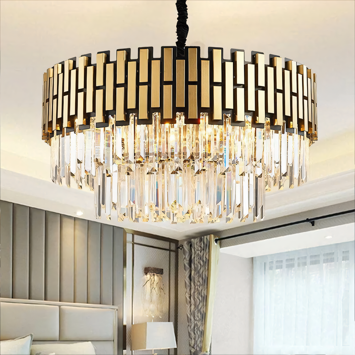Breathtaking Antiquus gold crystal chandelier, a centerpiece of elegance