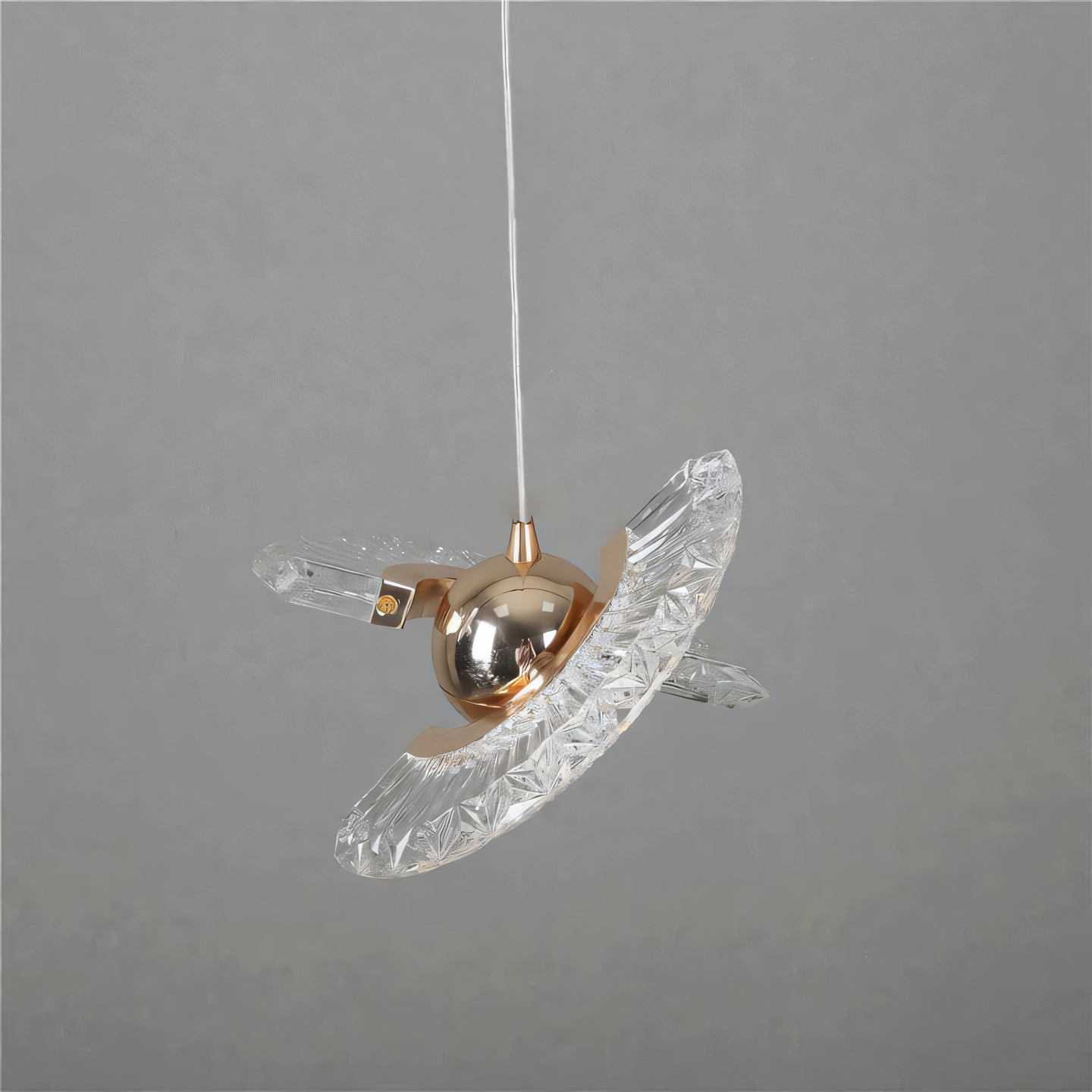 Hypnotic display of the Brillare Rotatable Hanging Light