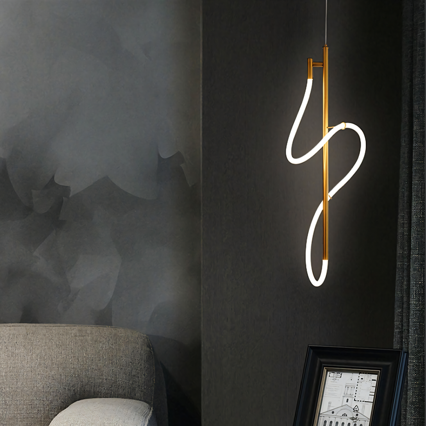 Hypnotic display of the Snake Eye Hanging Light