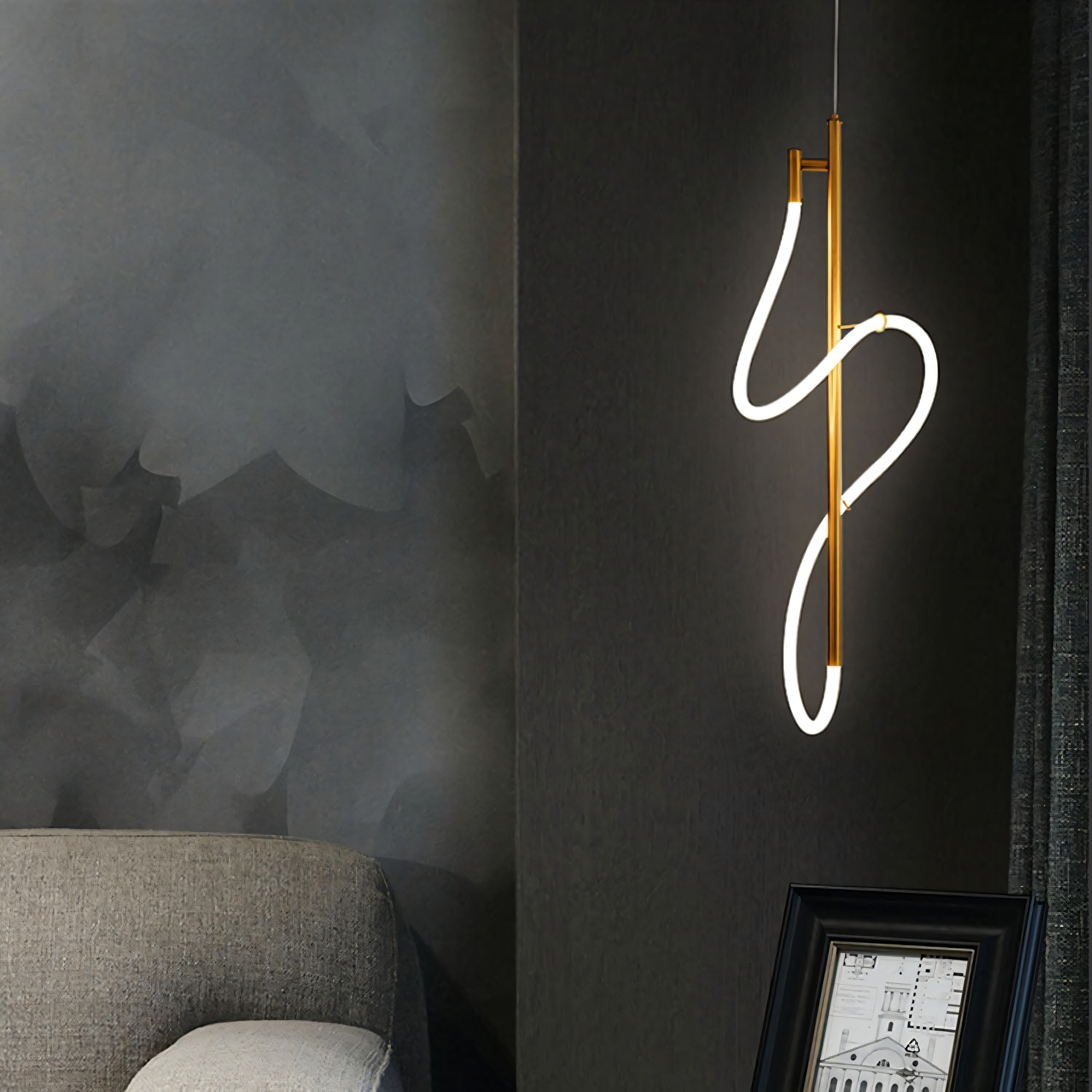 Hypnotic display of the Snake Eye Hanging Light