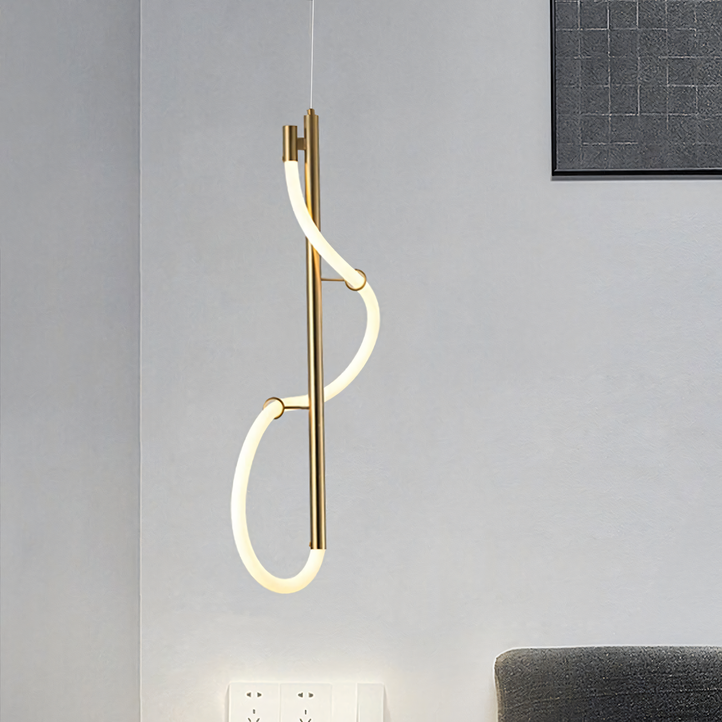 Intriguing centerpiece: The Snake Eye Hanging Light