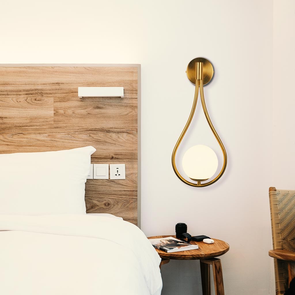 Flickering flames of lineage