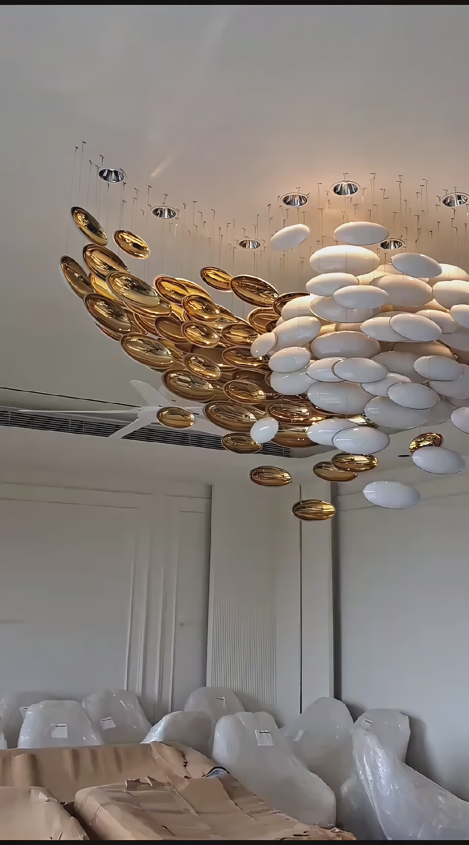 Luxury Hotel Lobby Chandelier
