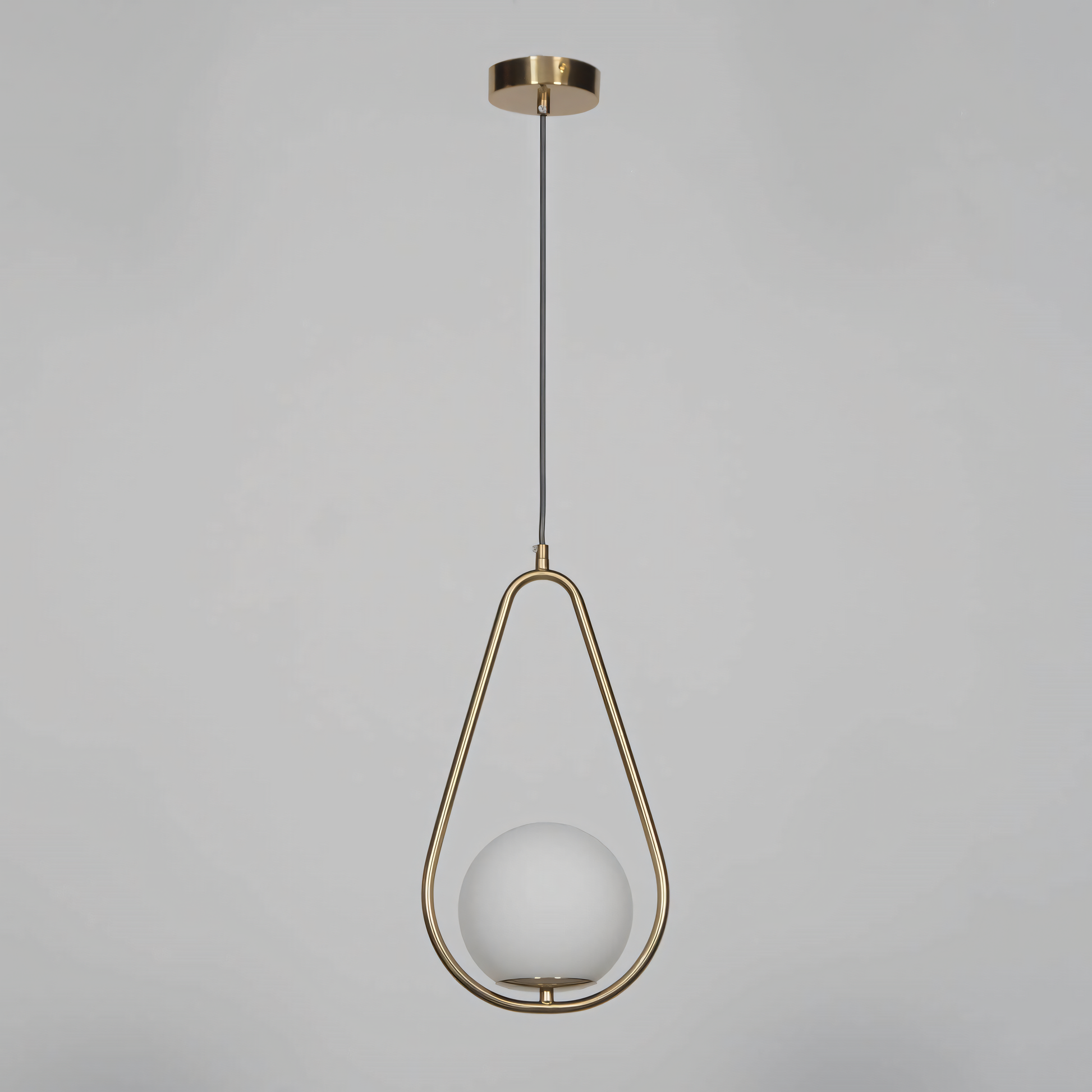 Mesmerizing Display of the Elaeis Chandelier