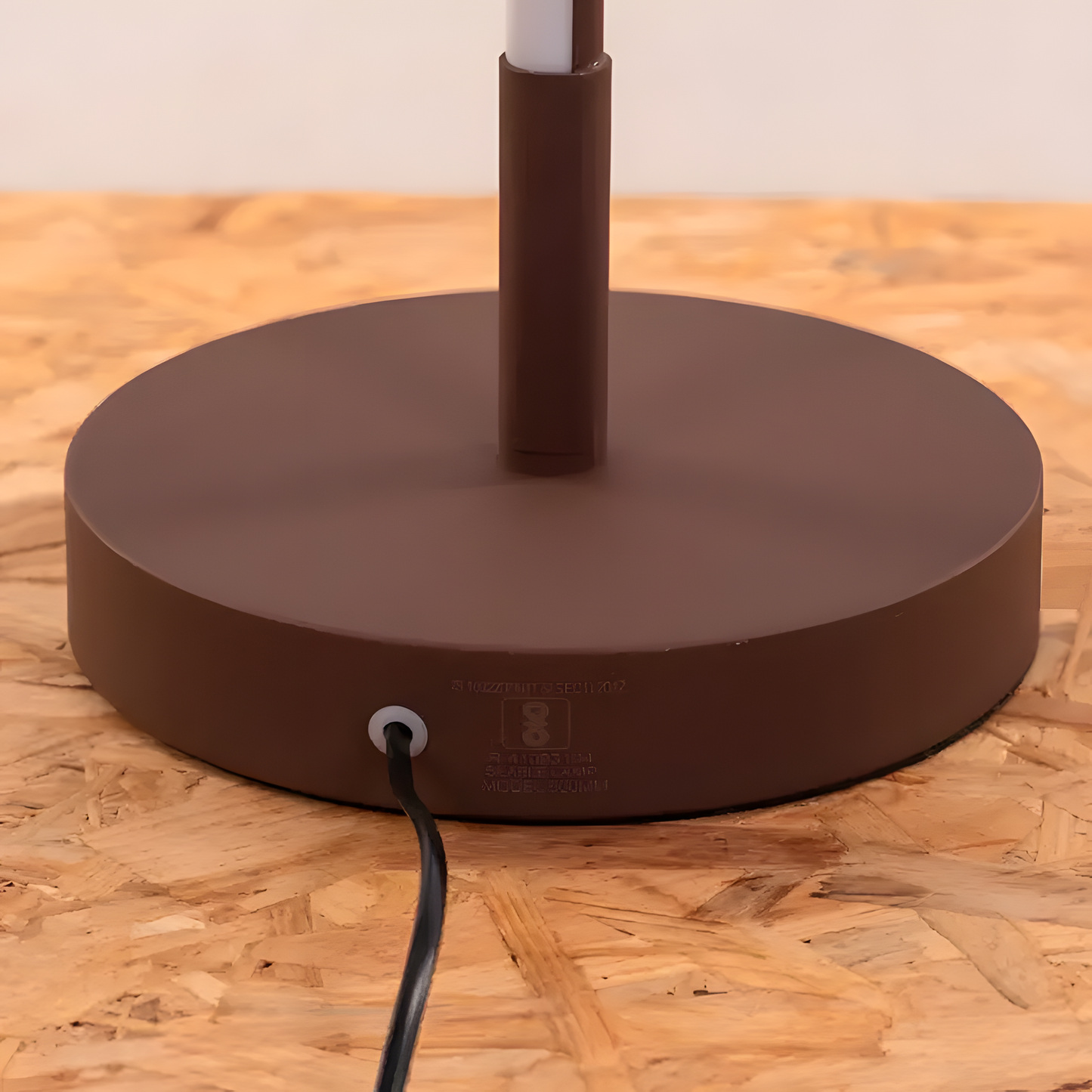 Innovative floor lamp with remote control dimming functionality