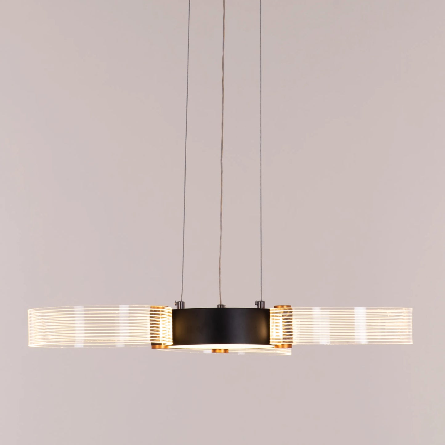 Meet And Greet small chandelier with 3 dimmable LED heads and remote control