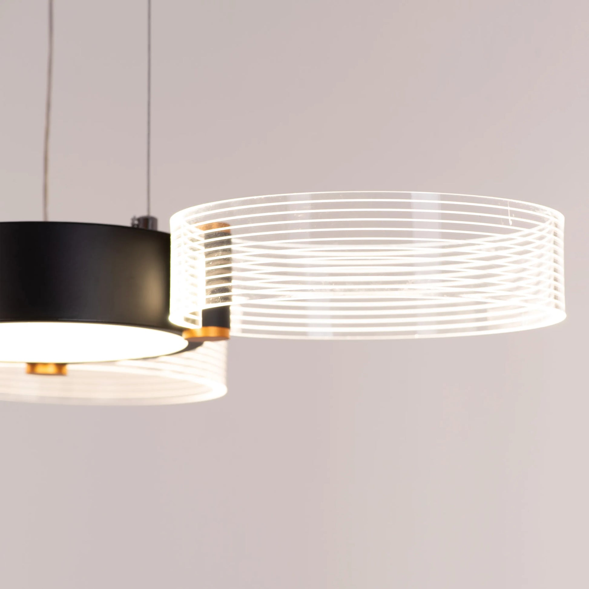 Meet And Greet small chandelier with 3 dimmable LED heads and remote control