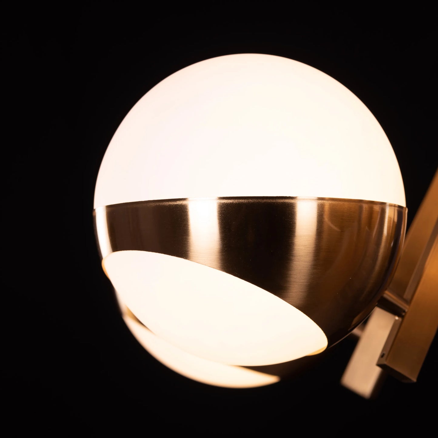 Prime Time (Gold, Dimmable LED with Remote Control) Chandelier