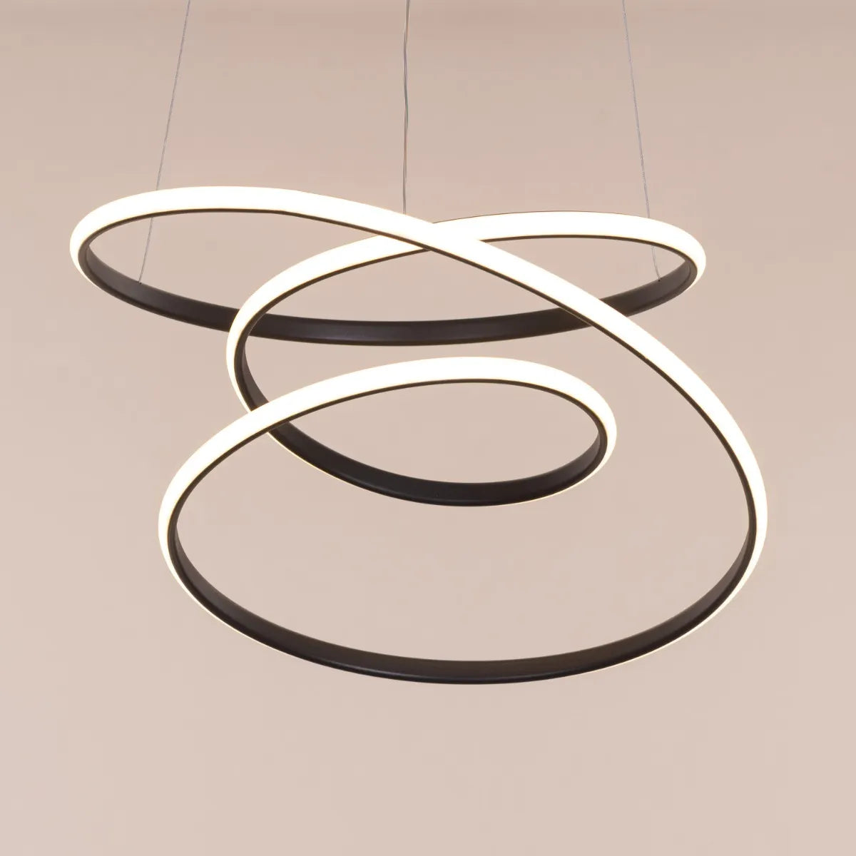 Sleepover Chandelier in sleek finish