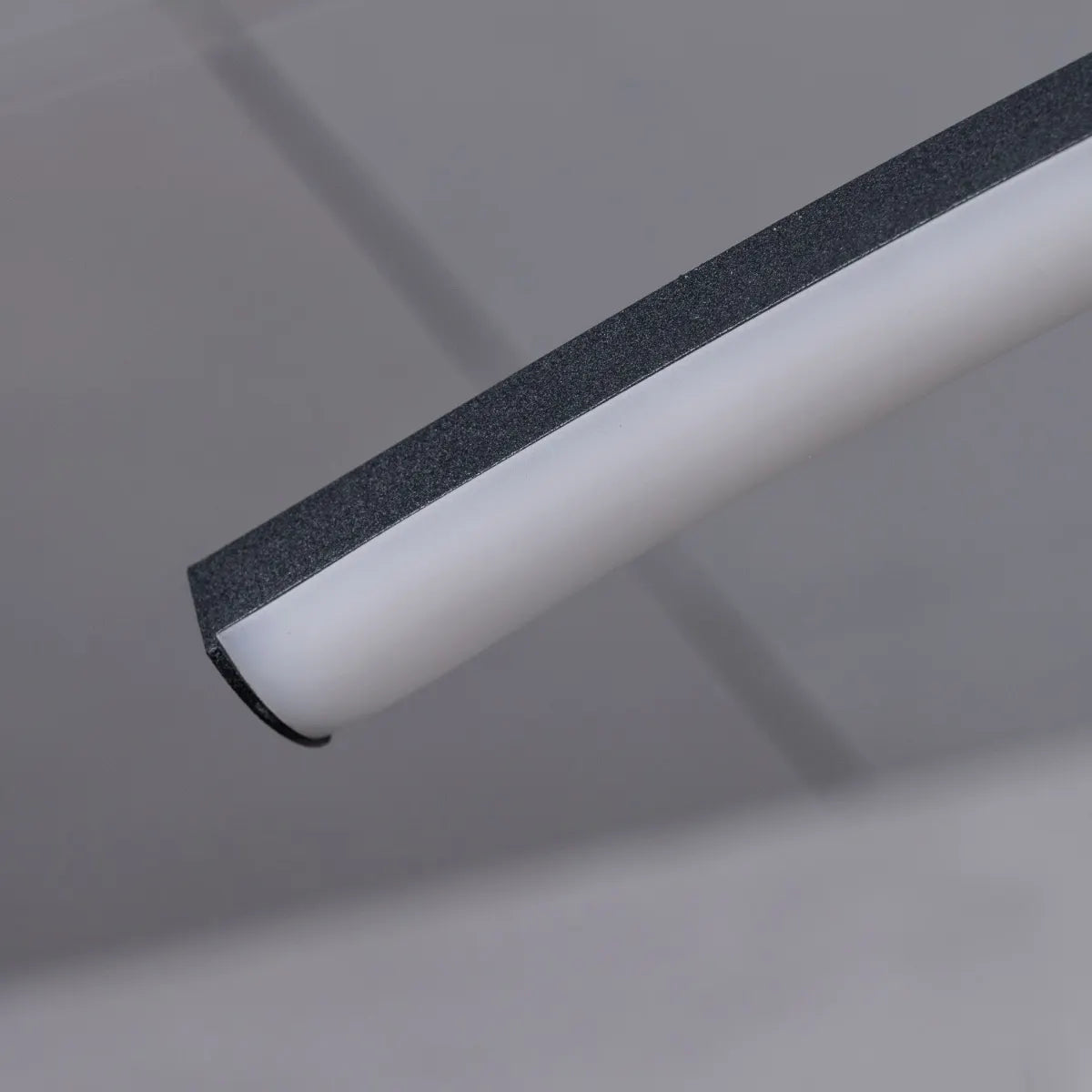 Half Mast (Large, Black, 3 Color Dimmable LED with Remote Control) Chandelier