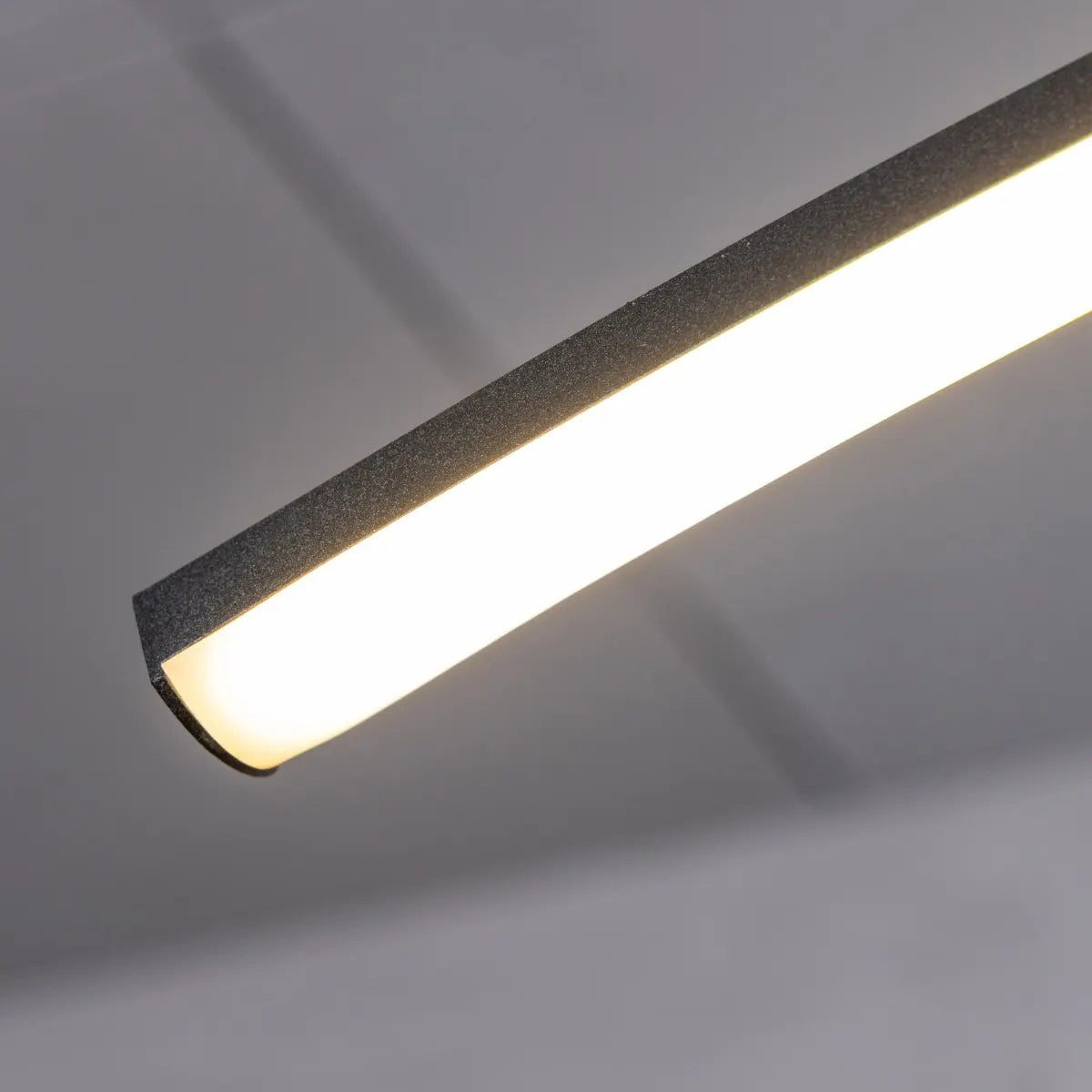 Half Mast (Large, Black, 3 Color Dimmable LED with Remote Control) Chandelier