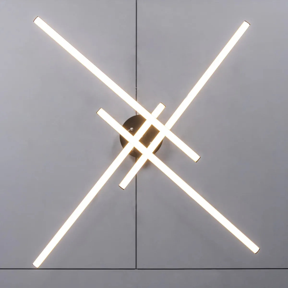 Medium-sized Daytime Dawn black chandelier with elegant LED lighting