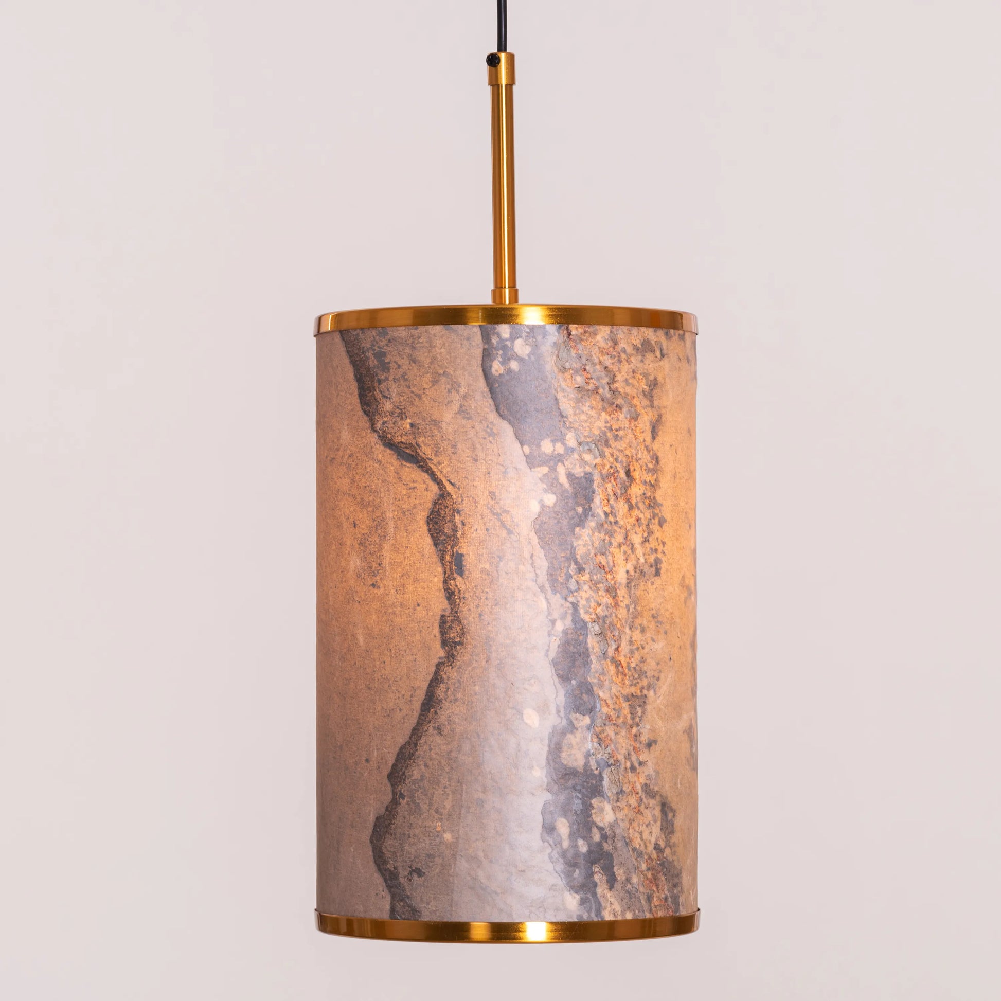 Elegant Sunset Slate Pendant Light with Gold Stone Veneer Design