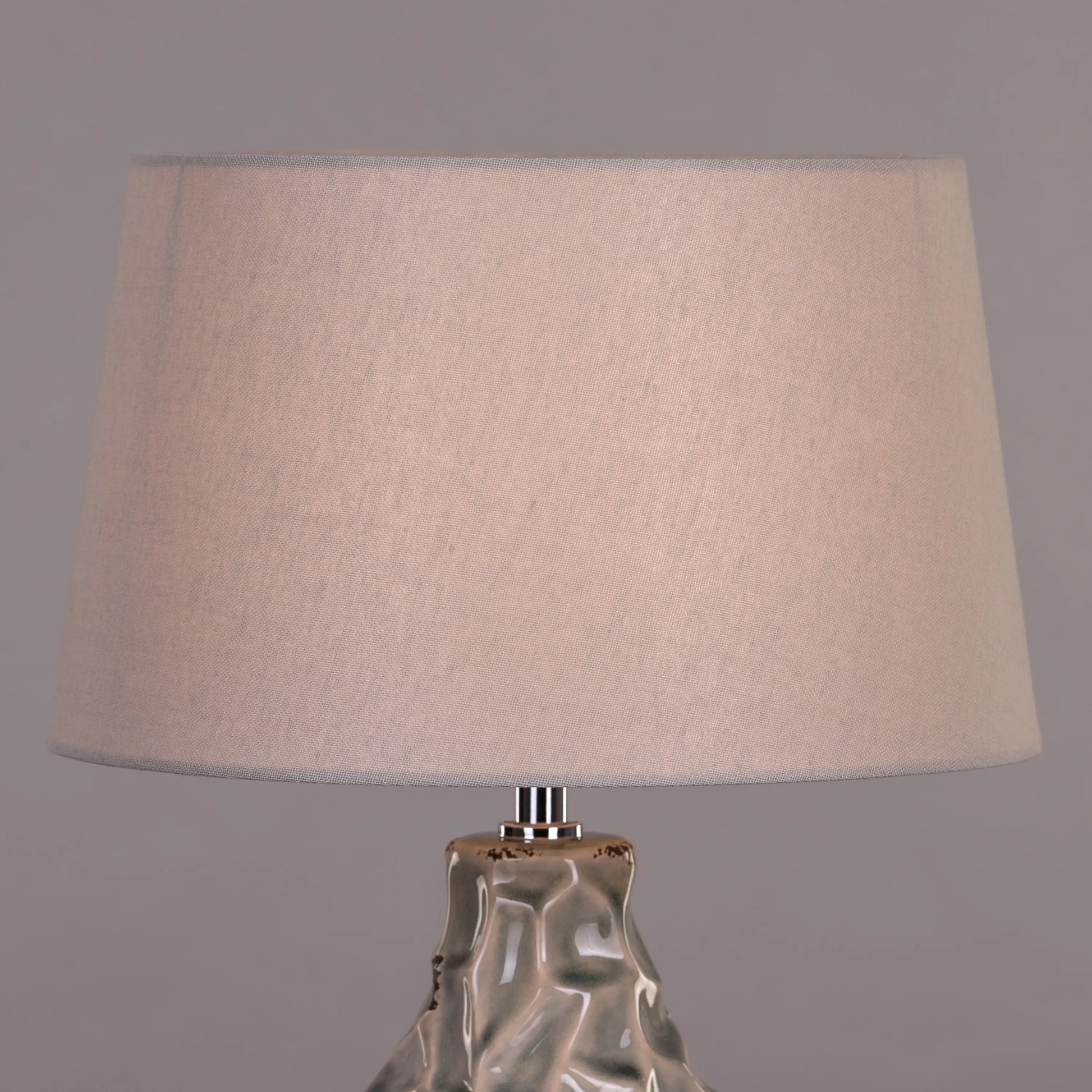 Opulent Cream Ceramic Lamp