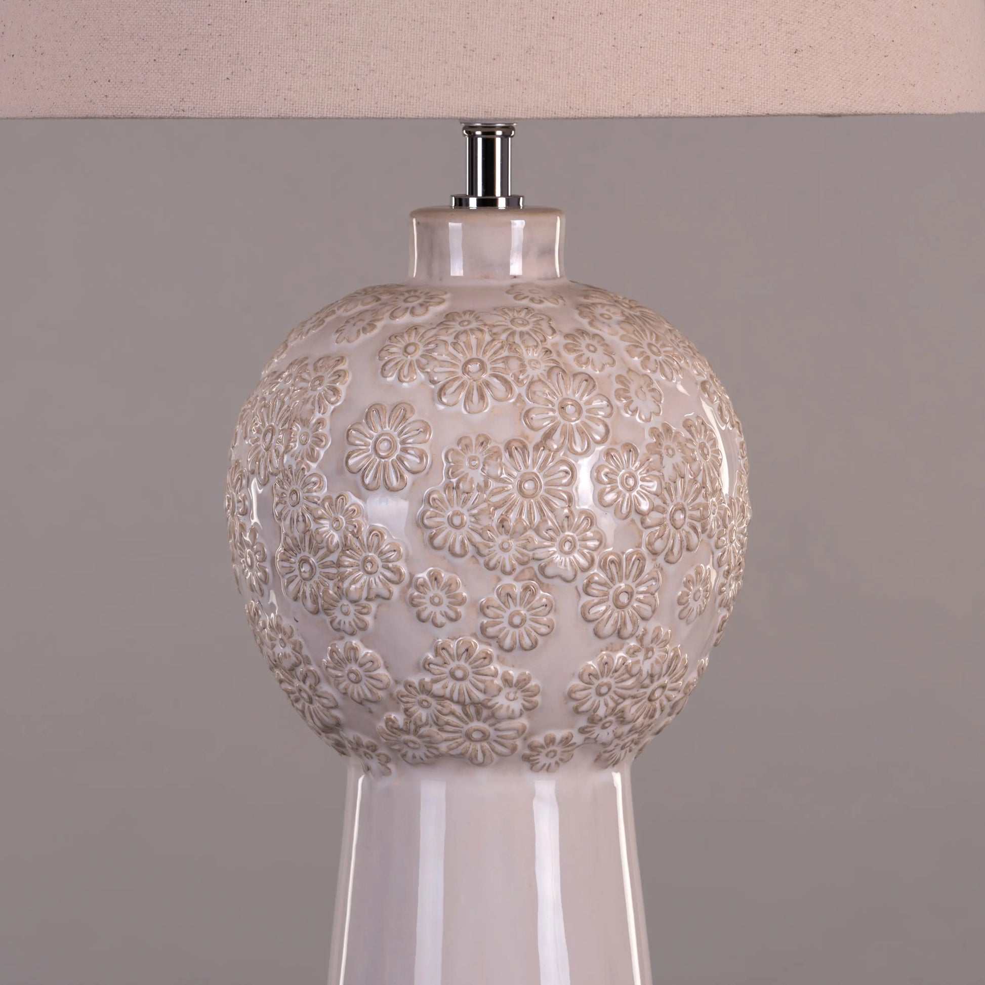 Versatile cream lamp for study, bedroom, or living space