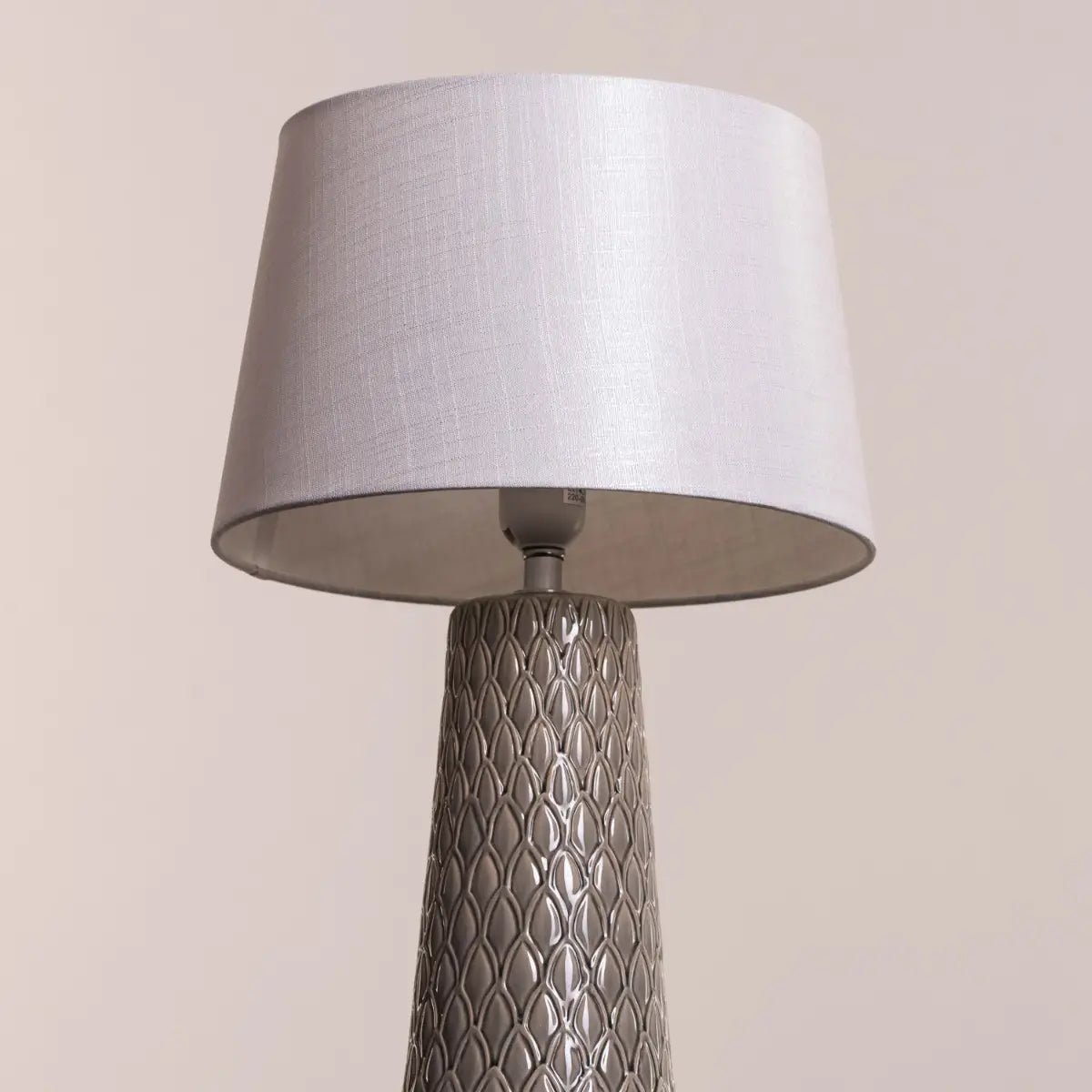 Beachy Cream Ceramic Lamp