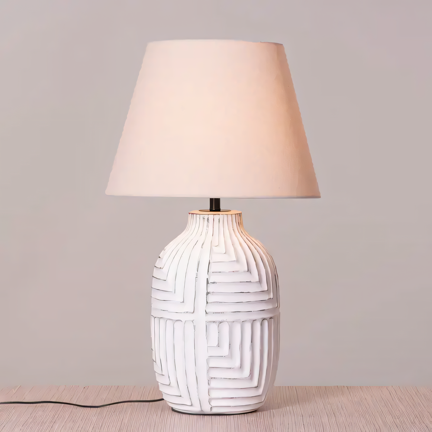 Patterned ceramic table lamp
