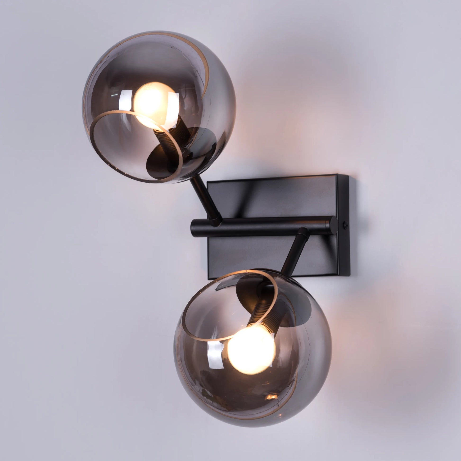 Dazzled Glass Wall Light – luxurious wall light featuring intricate glass detailing that creates a dazzling effect, perfect for adding sophistication and warmth to any room.