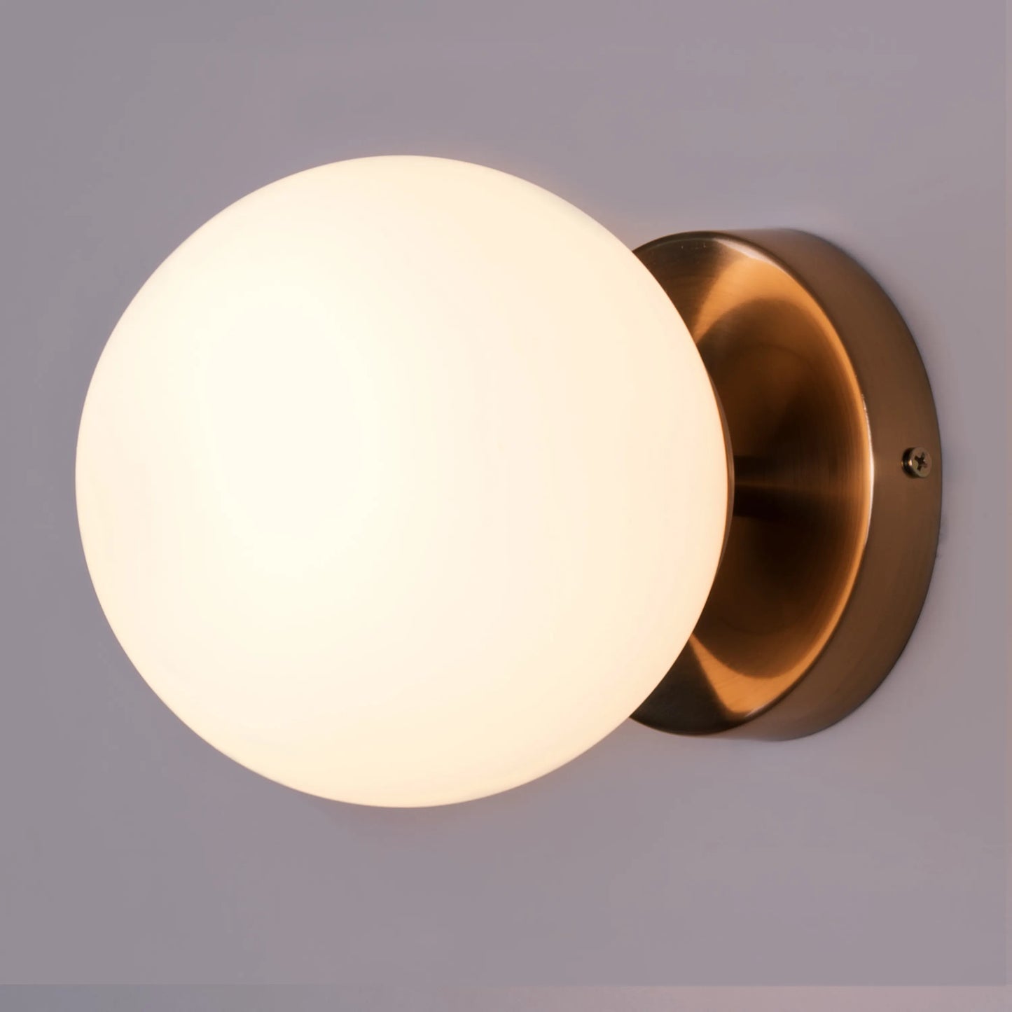 Single Life Wall Light in Polished Chrome Finish