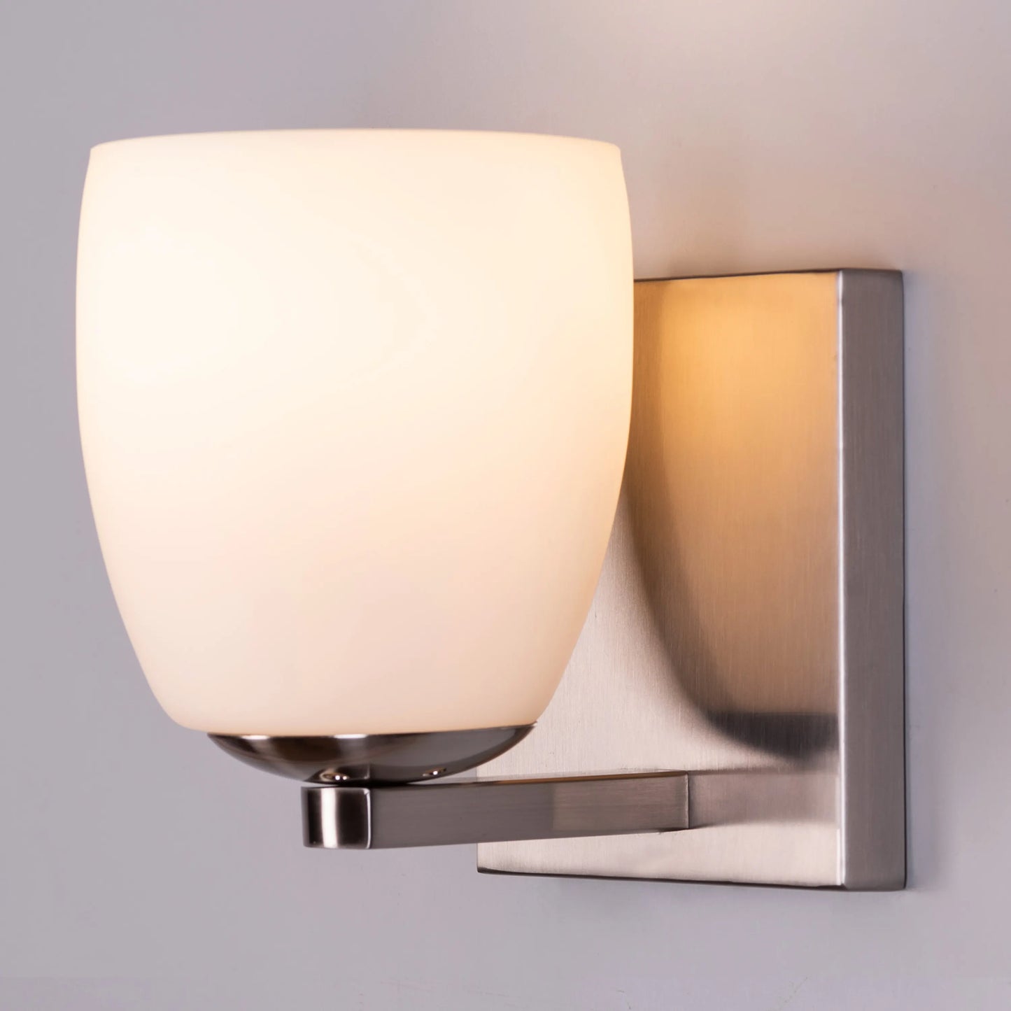 Dreamer Wall Light – minimalist and elegant wall light that provides soft, ambient illumination, creating a serene and inviting atmosphere in any room.