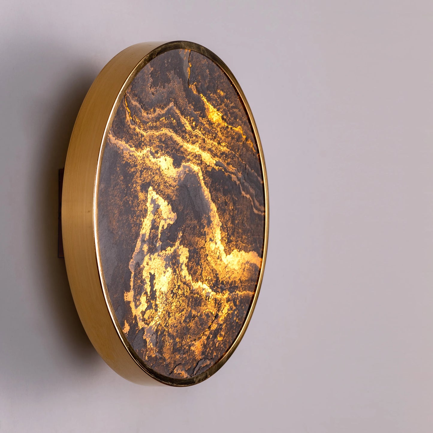 Slate Abate Stone Veneer Wall Light - Rustic and refined wall lighting fixture featuring a natural slate stone veneer integrated into a sleek metal housing, creating a harmonious blend of materials.