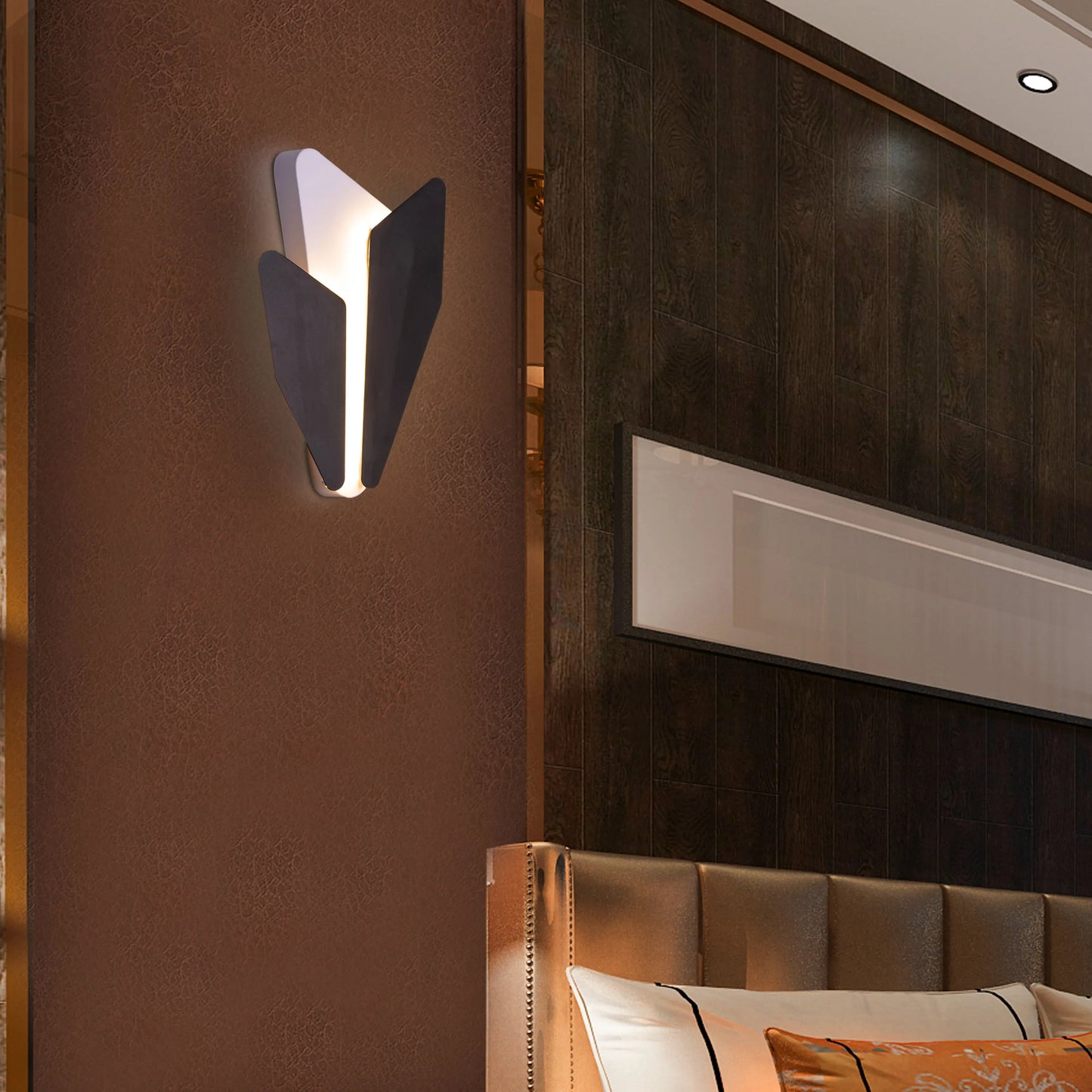 Night Bird Wall Light