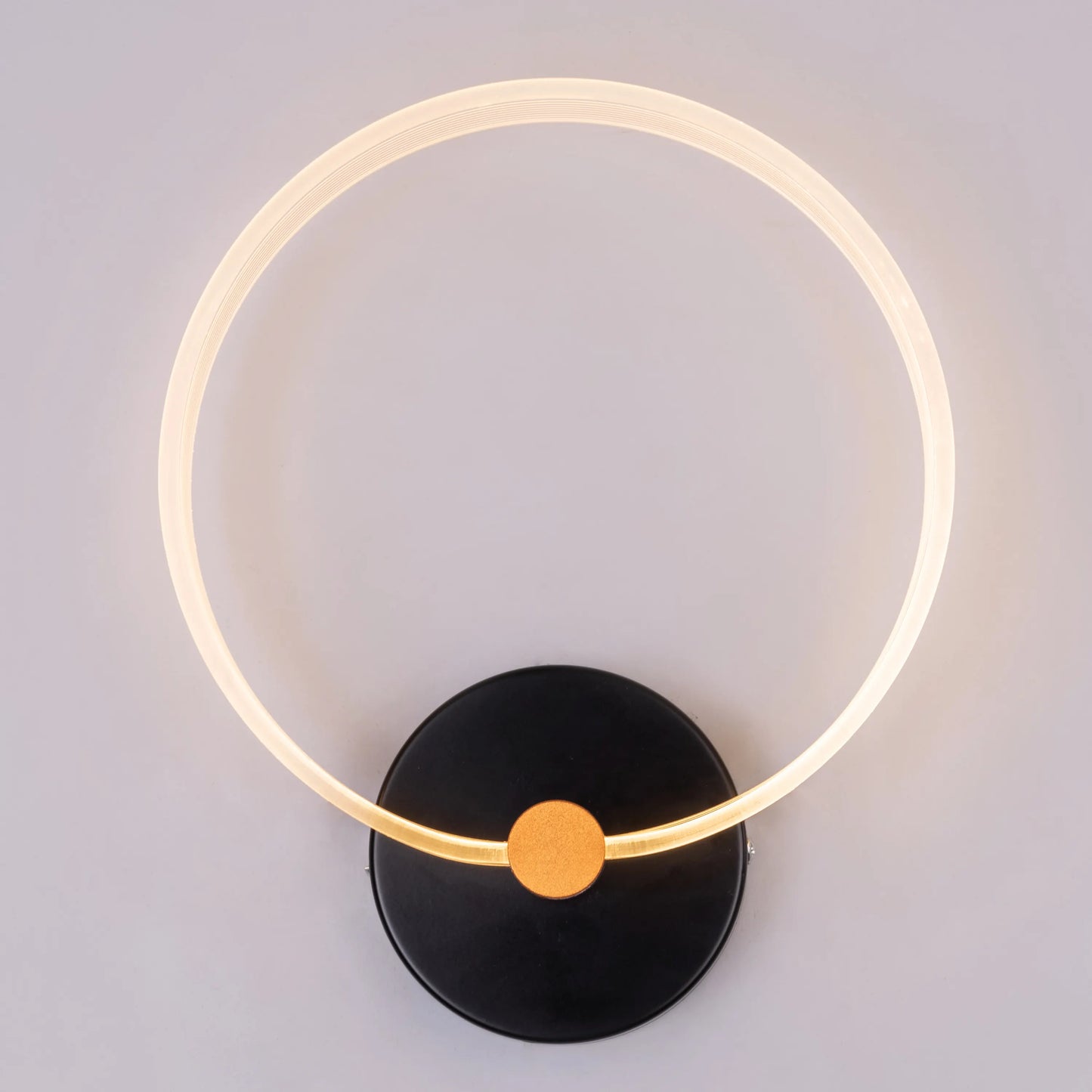 Meet & Greet Wall Light