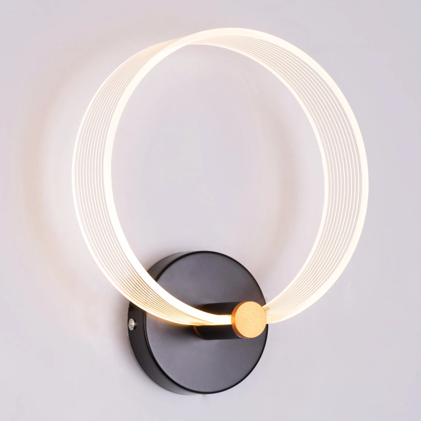 Meet & Greet Wall Light – elegant and luxury wall lighting fixture with a warm, welcoming glow for sophisticated interiors