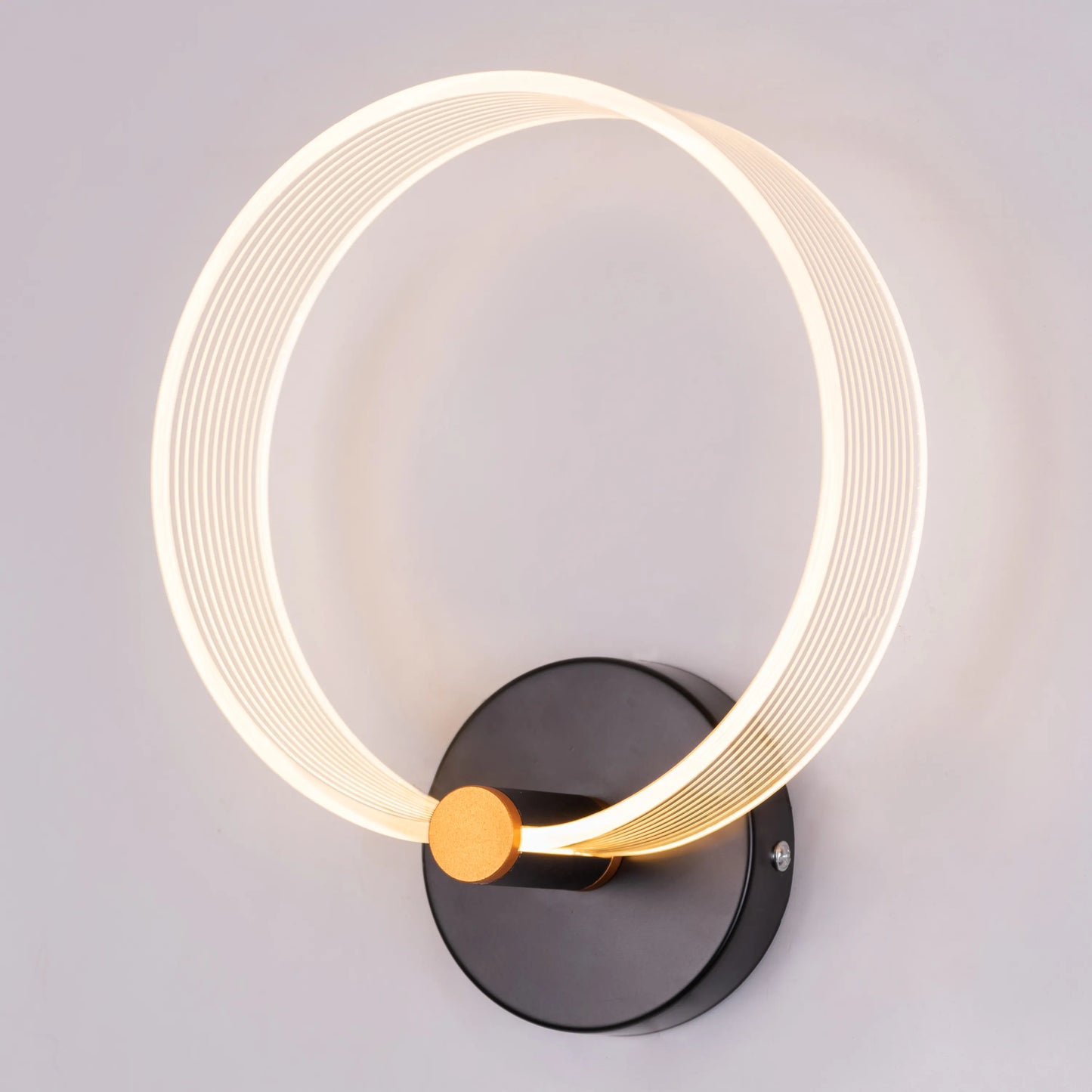 Meet & Greet Wall Light